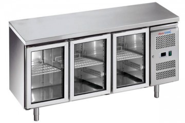 Bàn lạnh công nghiệp: Phân loại, đặc điểm và ứng dụng thực tế