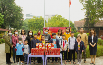Hành trình lan tỏa Tết yêu thương tới làng trẻ SOS Hà Nội của Tập đoàn Hà Yến