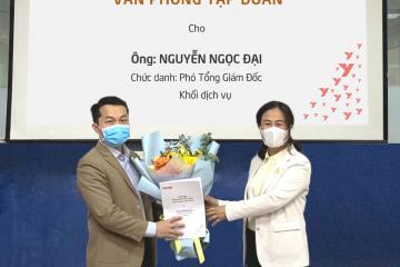 Tập đoàn Hà Yến trao quyền điều hành Văn phòng Tập đoàn cho ông Nguyễn Ngọc Đại - Phó Tổng Giám Đốc khối dịch vụ.