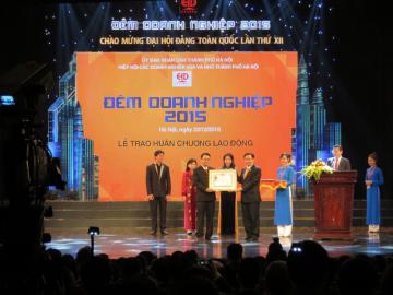 Hayen Corperation to be honored to receive certificate of merit from Hanoi People's Committee for 2 consecutive time
