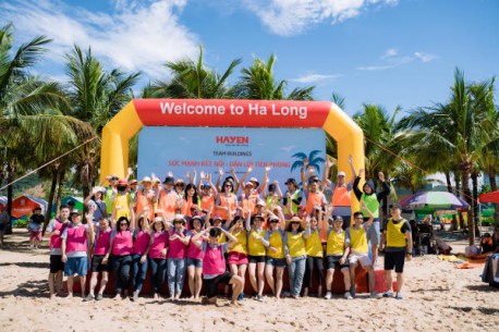 Chuyến du lịch Hạ Long đầy ý nghĩa của CBCNV Hà Yến của các đơn vị khu vực phía Bắc