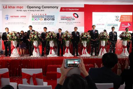 Hà Yến tham dự triển lãm Sản phẩm Công nghiệp Hỗ trợ Việt Nam 2015