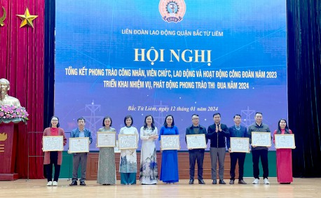 The Union Corporation of Hayen Joint Stock Company was honored to receive the commendation from the Hanoi Federation of Labor