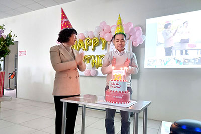 Ha Yen Group held a series of 27th birthday parties at 4 companies