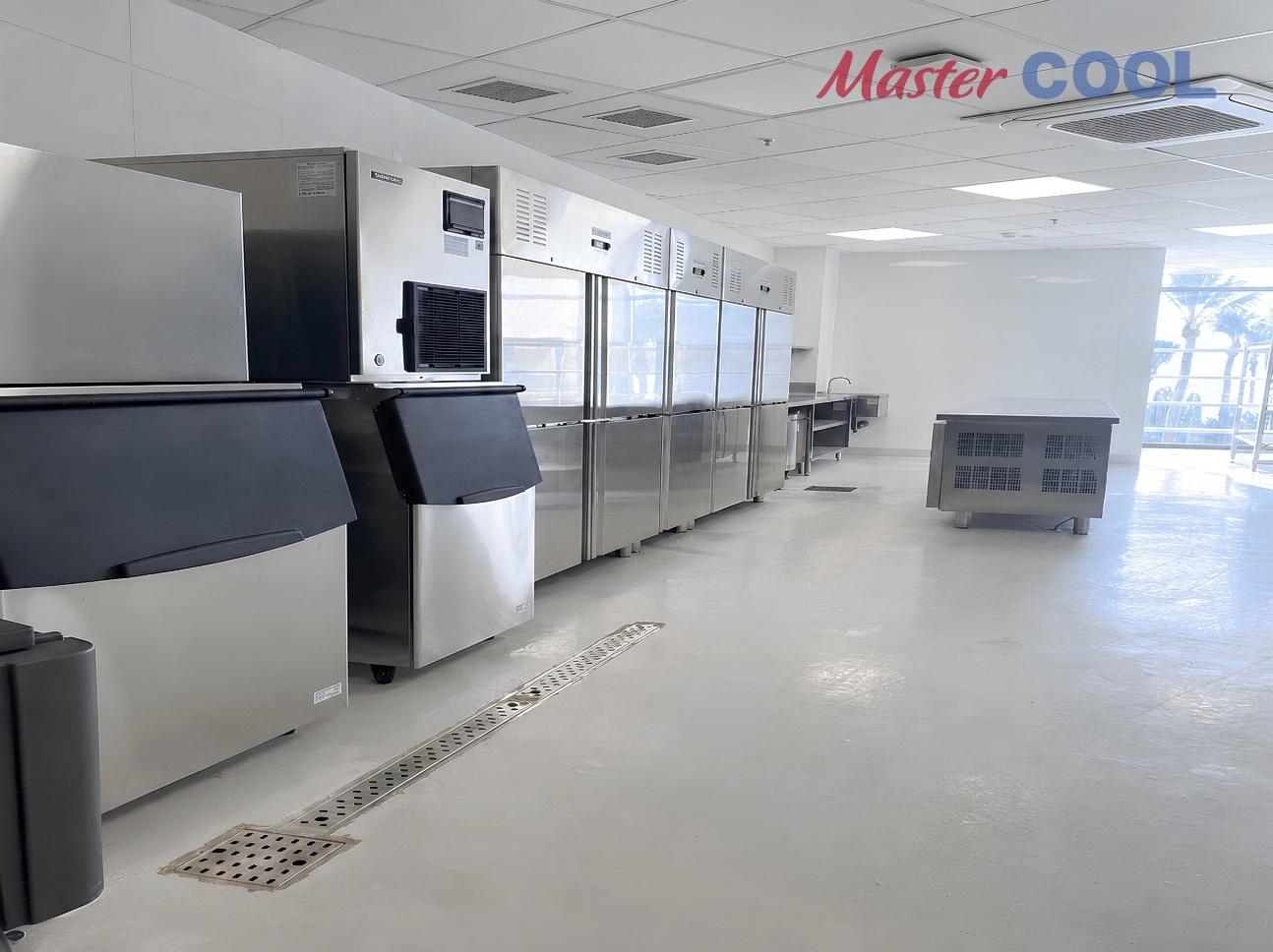 Hình ảnh tủ mát MasterCOOL công nghiệp lắp đặt tại Nhà máy  